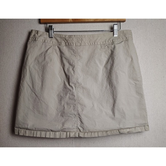 Dockers Khaki Skirt Mini Skirt Stretch Casual Comfort Size 12 W - Picture 6 of 6